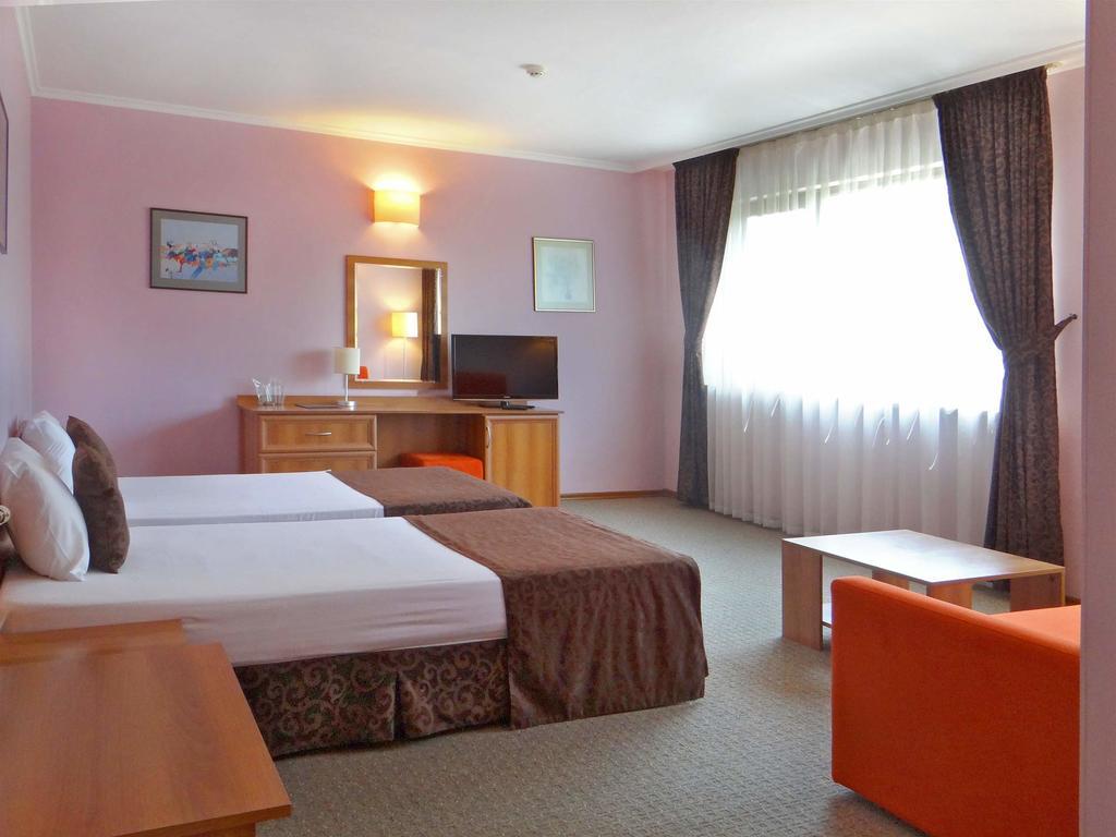 Hotel Real Płowdiw Zewnętrze zdjęcie